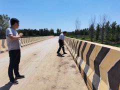 聊城市徒駭河馬頰河防洪治理工程莘縣境內(nèi)為徒駭河、馬頰河兩條線路，河道軸線距離共81KM，共有建筑物51座：橋梁16座，排水閘35座（其中7座維修）。目前，莘縣境內(nèi)新建或改建建筑